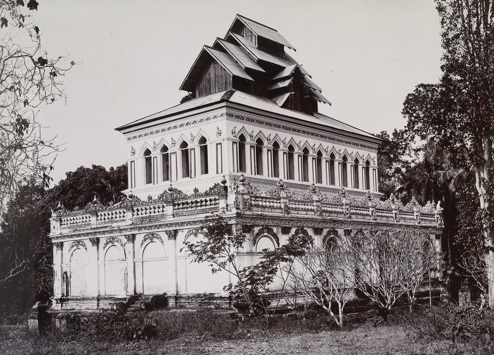 1907年に撮影されたバゴーのカルヤーニー戒壇