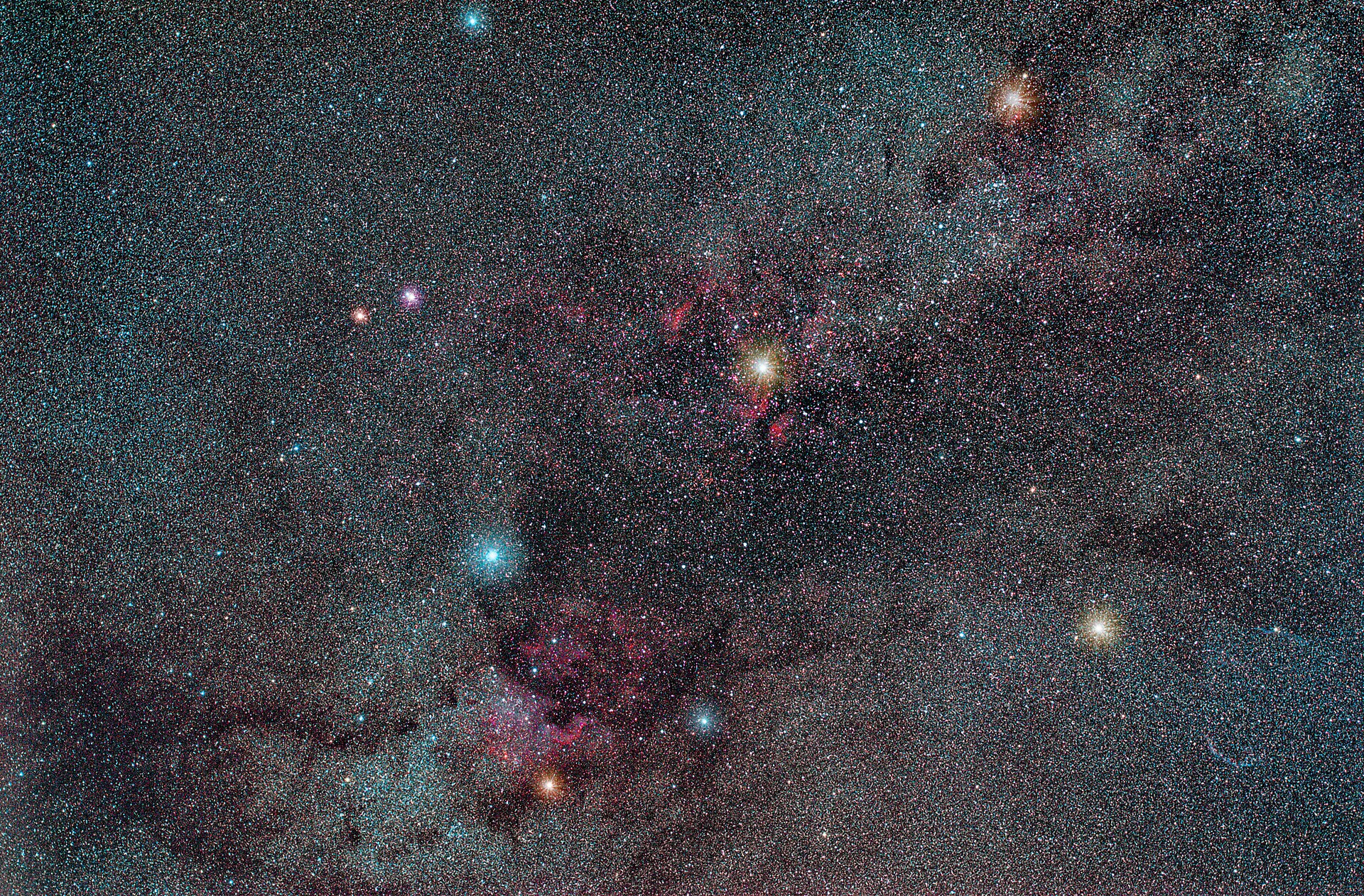 はくちょう座の天の川と星々