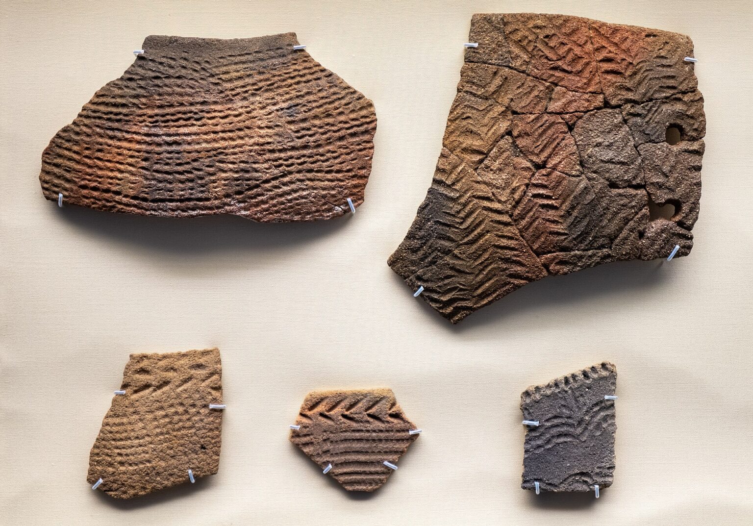 ナブタ出土の前期新石器時代の土器片