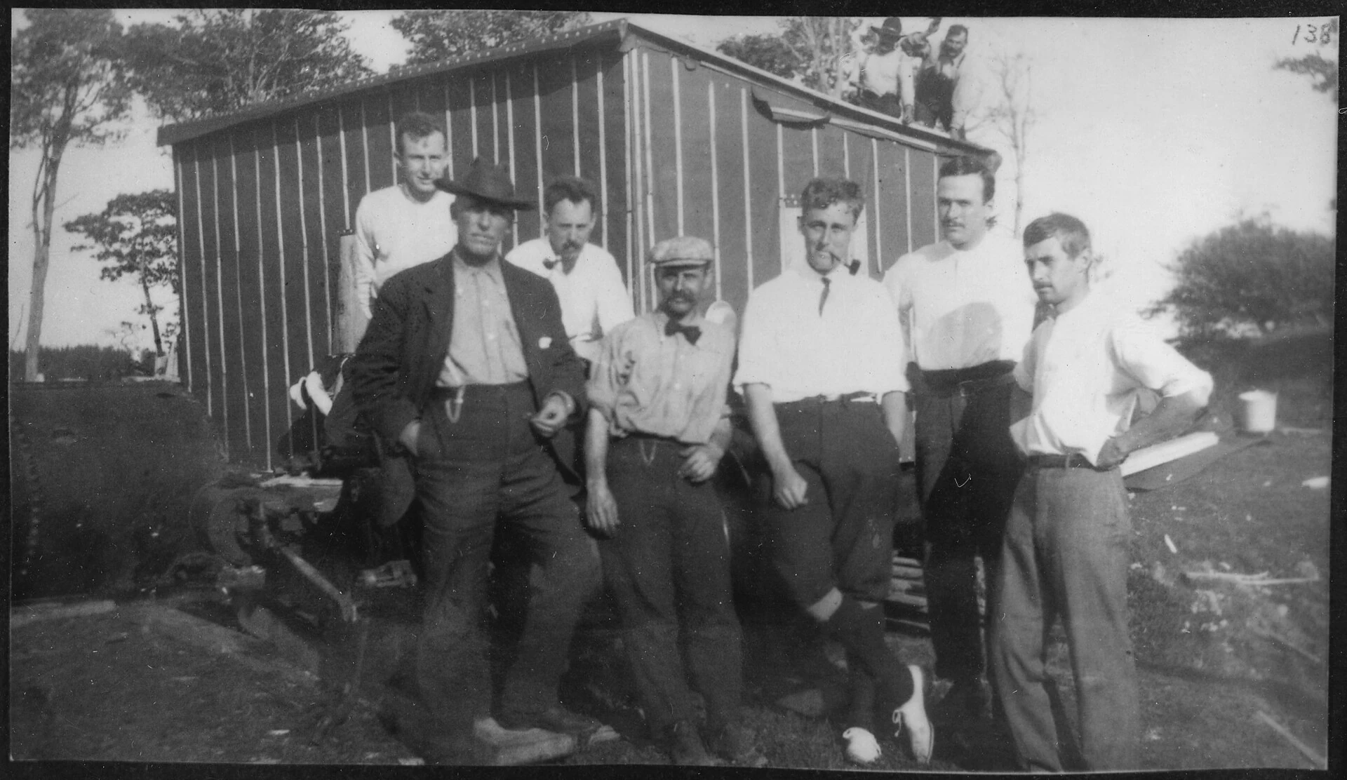 1909年にオーク・アイランドで撮影された若きフランクリン・D・ルーズベルトら